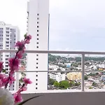 Apartamento Con 3 Cuartos, 2 Banos, Ac Y Vista Al Mar