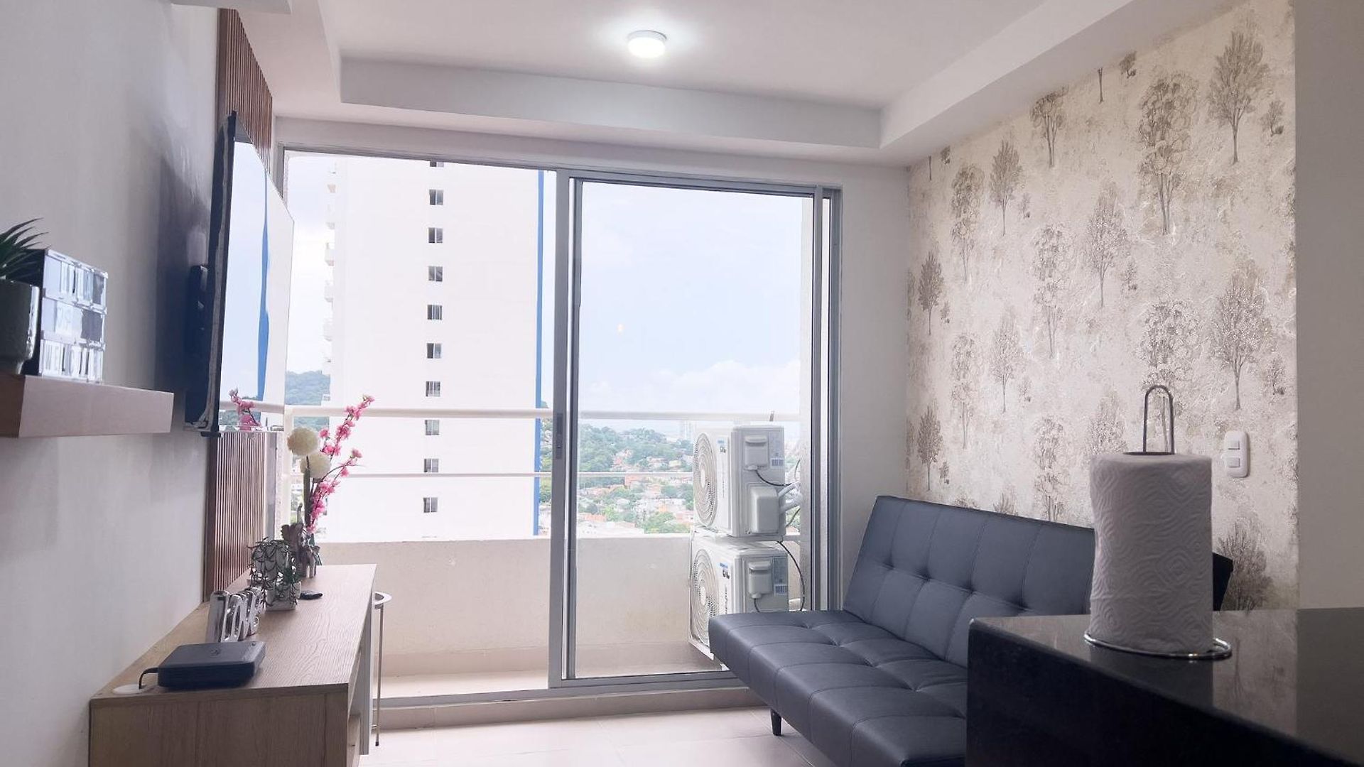 Con 3 Cuartos, 2 Baños, Ac Y Vista Al Mar * Cartagena