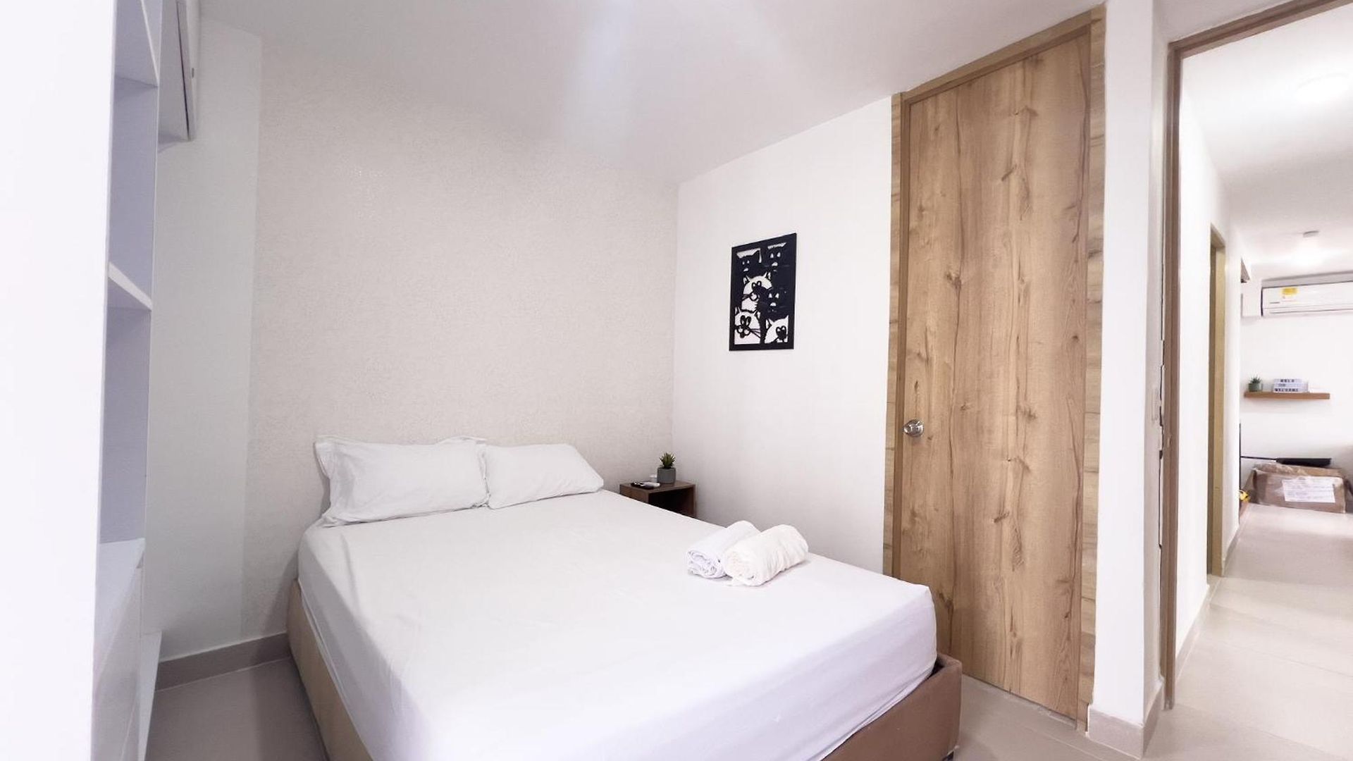 Con 3 Cuartos, 2 Baños, Ac Y Vista Al Mar Apartamento *