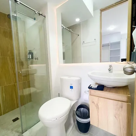 Apartment Con 3 Cuartos, 2 Banos, Ac Y Vista Al Mar
