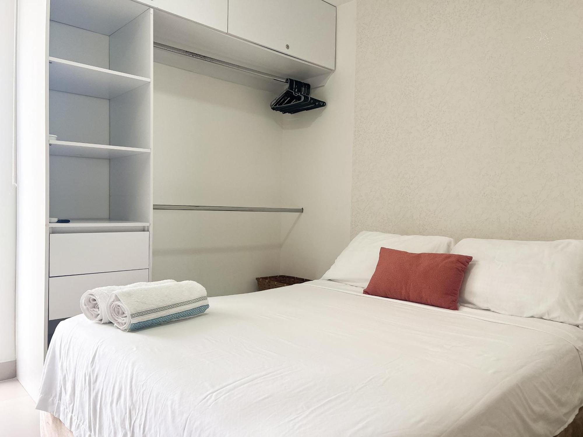 Apartment Con 3 Cuartos, 2 Banos, Ac Y Vista Al Mar *